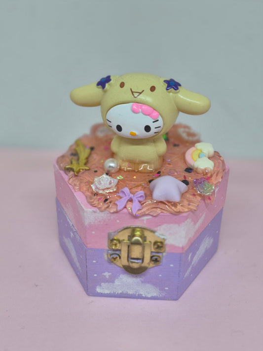 BOITE HELLO KITTY COSTUME