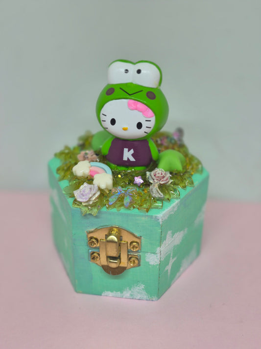 BOITE HELLO KITTY COSTUME