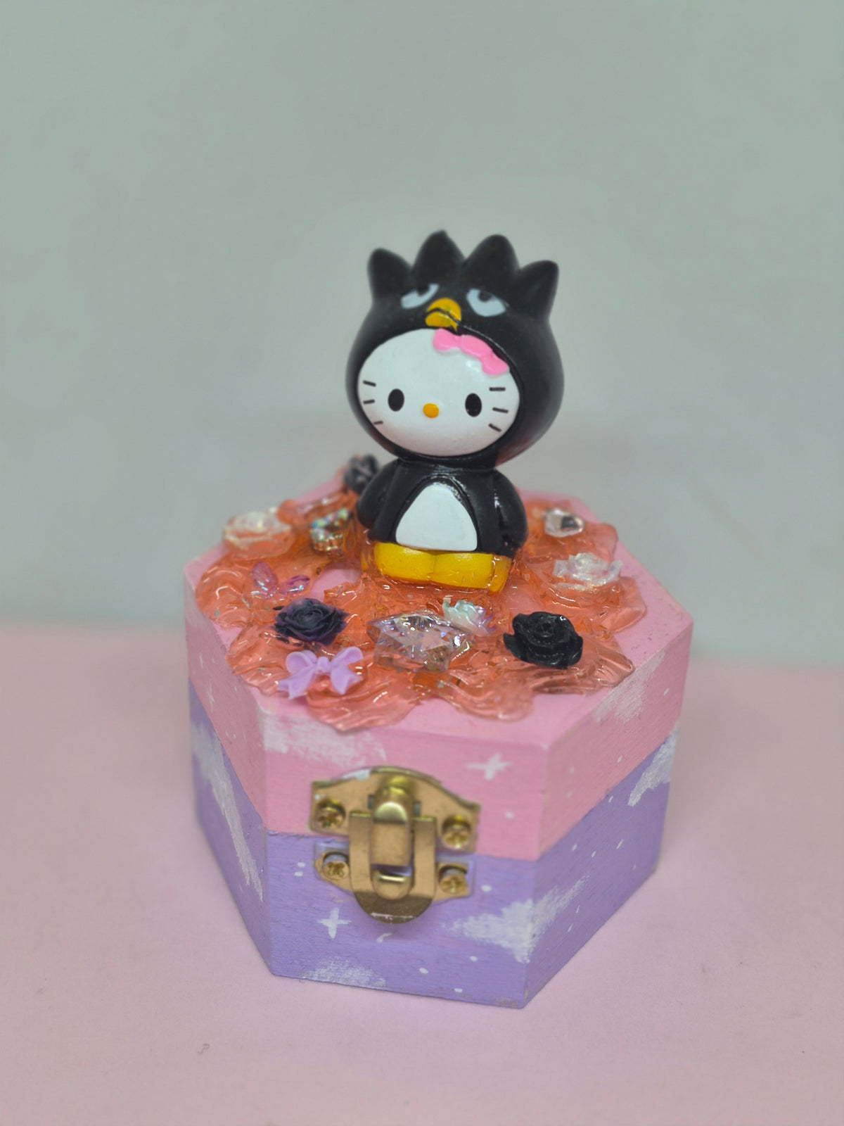 BOITE HELLO KITTY COSTUME